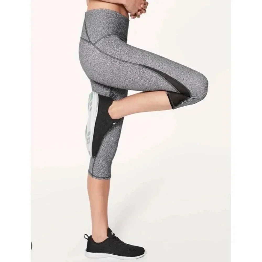 Lululemon Leggings Women’s 6 Train Times Crop
